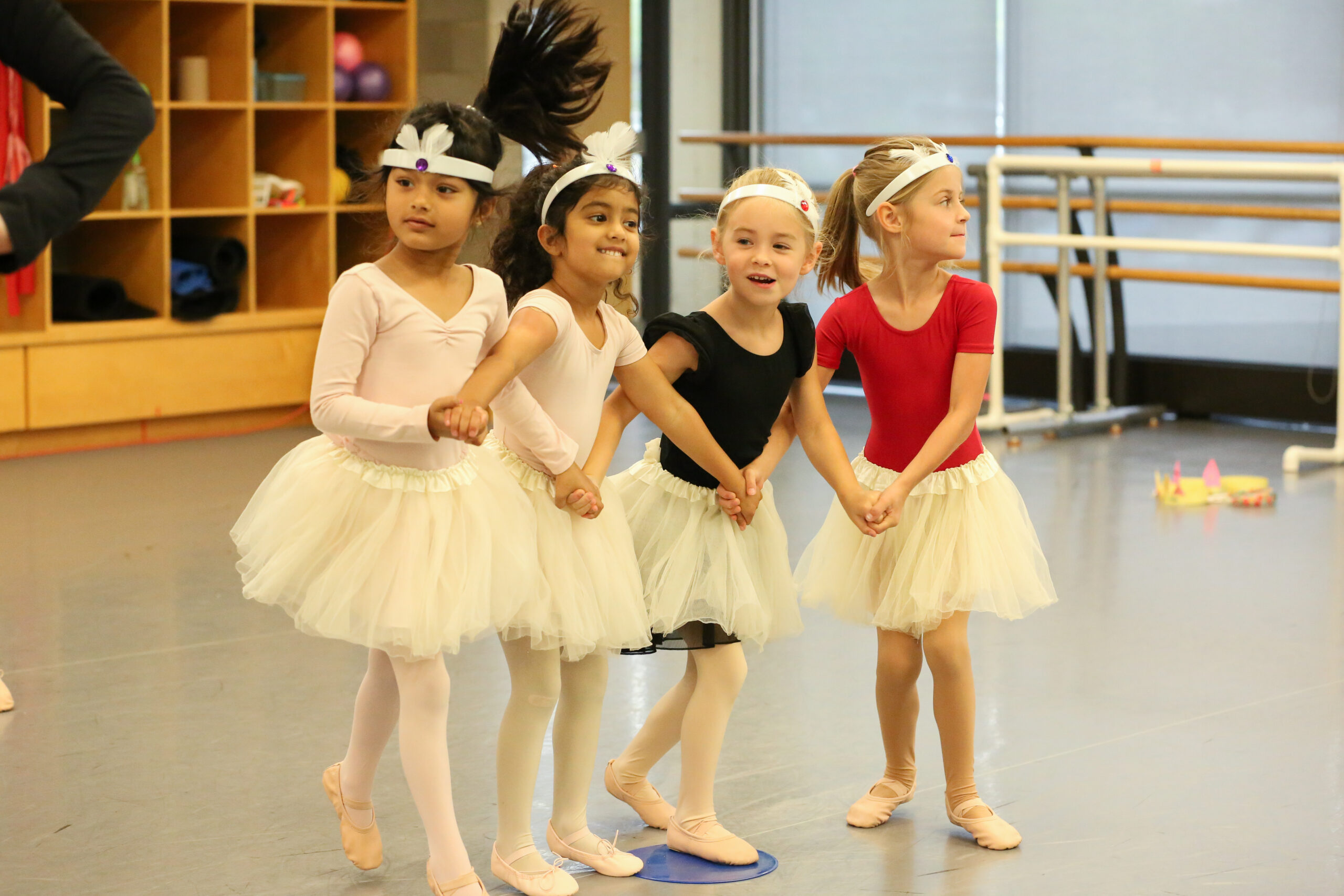 kids enjoying summer camp